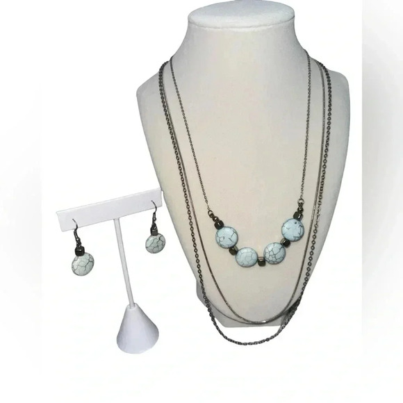 14” Turquoise Tone Dyed Stone Layered Gold Tone Chains Necklace & Earrings Combo - Picture 3 of 10